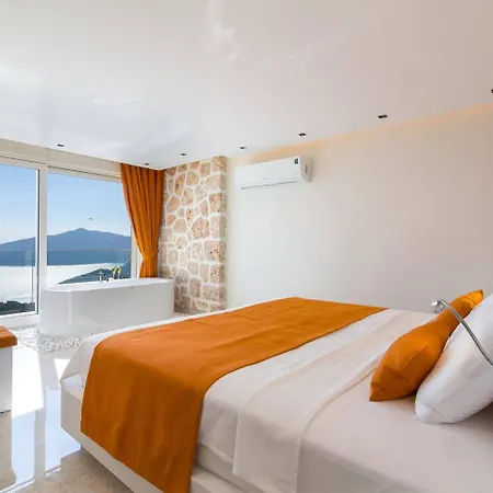 La Azur Vila