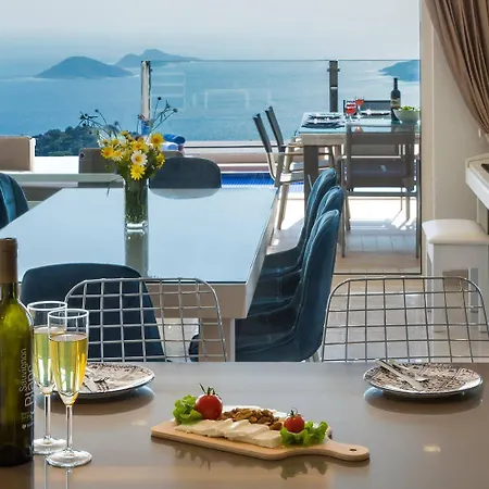 Vila La Azur *